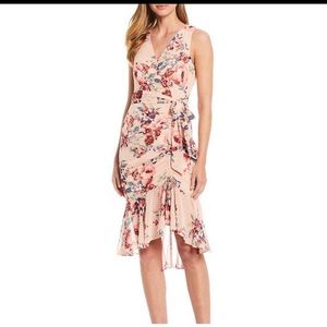 NWOT Eliza J floral ruched dress